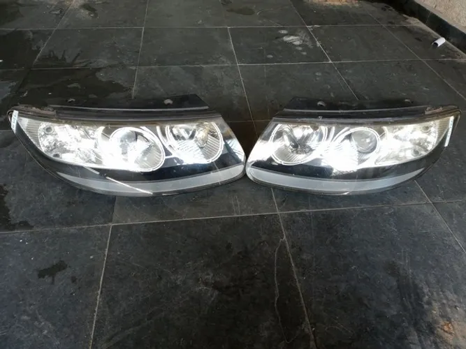Par farol Hyundai Santa fé 2007  (preço unitário)