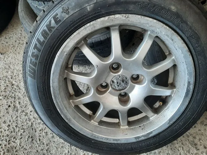 Roda aro 14 Binno stock car prata tala 7 com borda diamantada vw gol 4x100