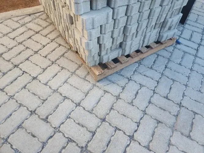 Piso intertravado reforçado novo blocos concreto