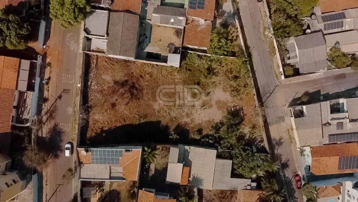 Terreno com mais de 1.450 m² no bairro Dom Aquino