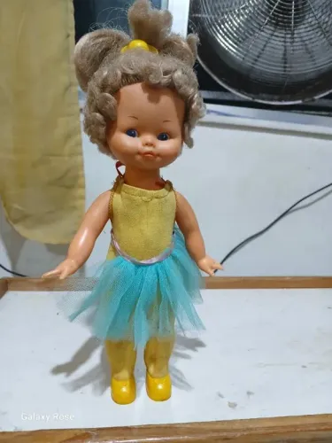Boneca dancinha