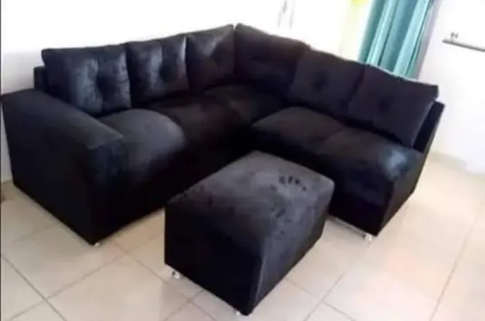 Sofá de Canto Preto - Novo