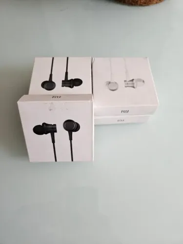 Fone de ouvido Ear Xiaomi Mi In-Ear Basic Lacrado Branco