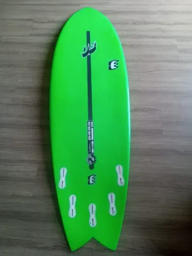 PRANCHA NOVA 5'10 20' 33L UDO BASTOS
