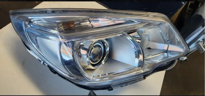 S10 ou trablazer ano 2015 farol lado direito