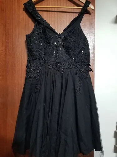 Vestido 15 anos Preto bordado curto G/GG