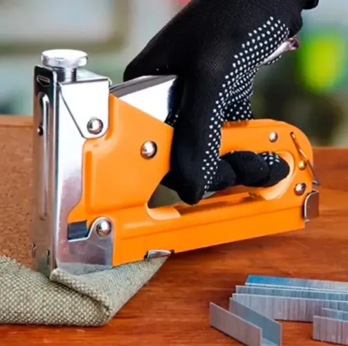 Grampeador p/ Tapeceiro Profissional alta Pressão