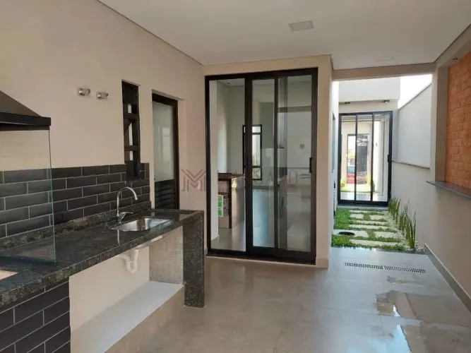 Casa à venda no Jardim Terra Branca, Bauru