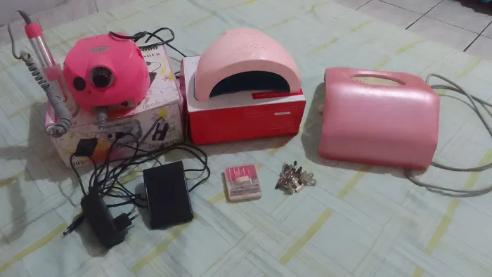 Kit Manicure Completo - motor porquinho, Cabine UV e Acessórios
