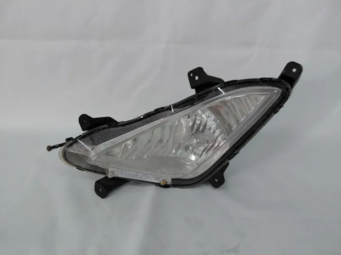 Farol milha Elantra 2011/2016 lado esquerdo 