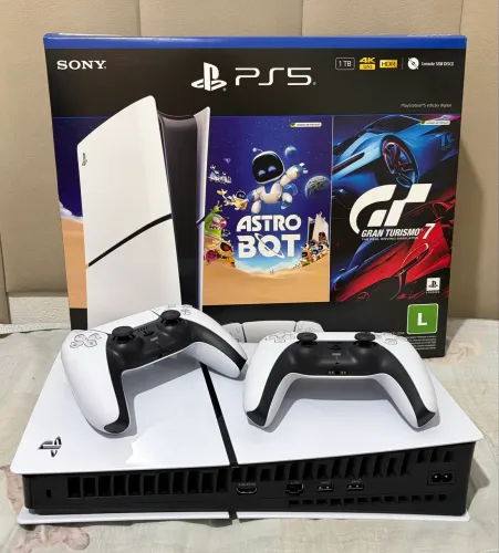 Ps5 com 2 controles novo!
