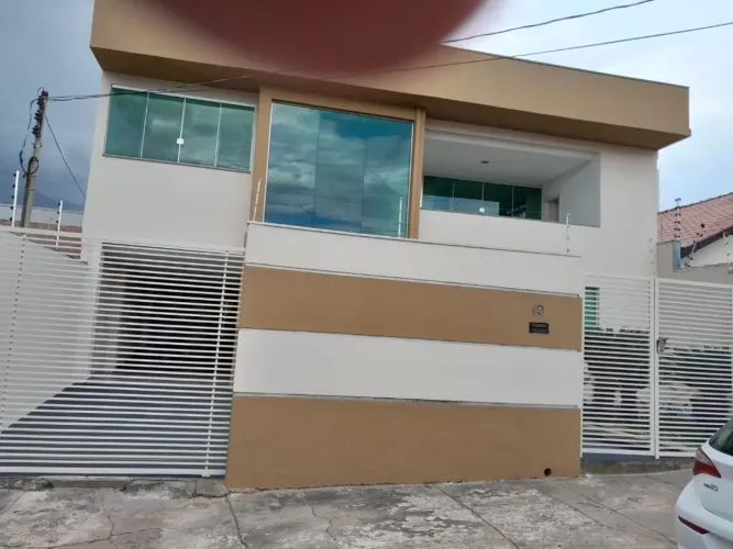 VENDO SOBRADO COMERCIAL LADO DA AVENIDA CPA