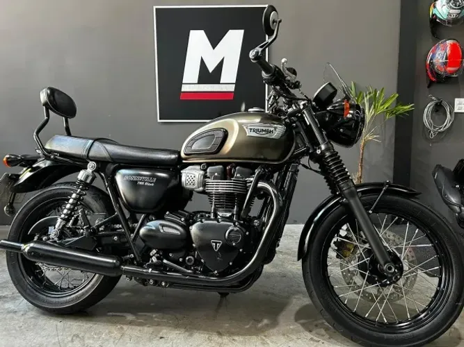  TRIUMPH BONNEVILLE T100 BLACK 900 2021 - Revisada - Sem detalhes ou restrições