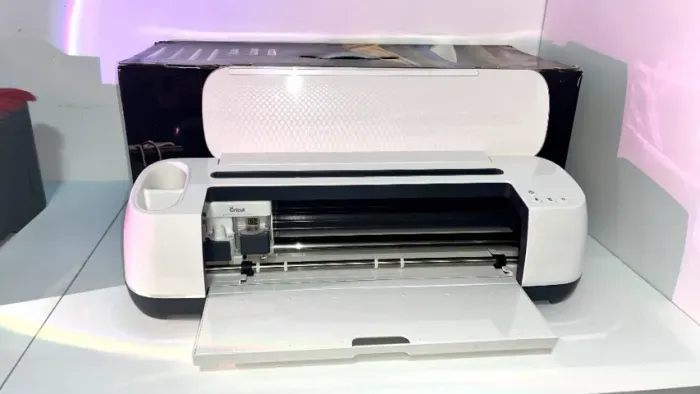 Cricut Maker Champagne - Máquina de Corte Inteligente - Plotter