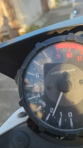 MOTO IMPECÁVEL!!!!!