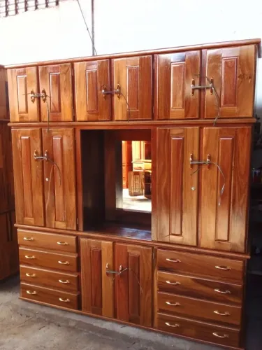 Guarda roupa de casal