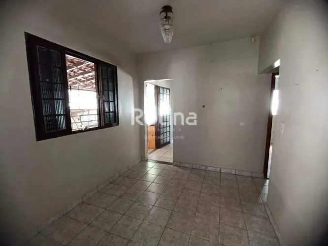 Casa à venda, 2 quartos, Santa Mônica - Uberlândia/MG - Rotina Imobiliária