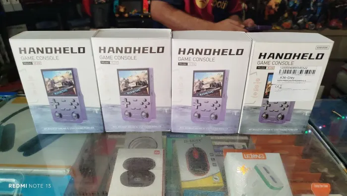 Console game console k36 cartão 64gb cheio de jgs  analógicosl anti drift novo ac trocas..