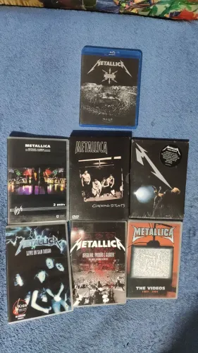 Metallica lote de dvds blu ray raros e comuns