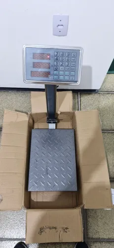 Balança comercial plataforma eletrônica até 200kg 