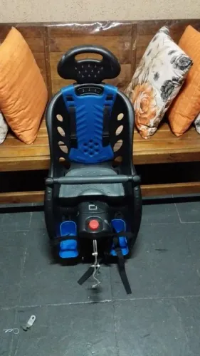Assento cadeirinha para bicicleta.