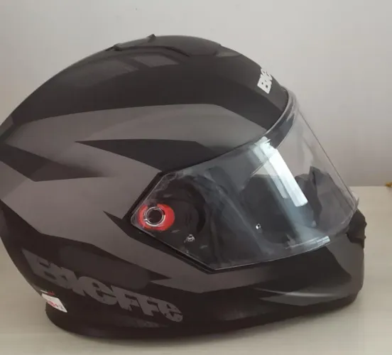 Capacete Bieffe Tamanho 62 - Excelente Estado!