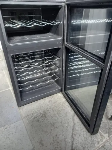 ADEGA PHILCO 24 GARRAFAS
