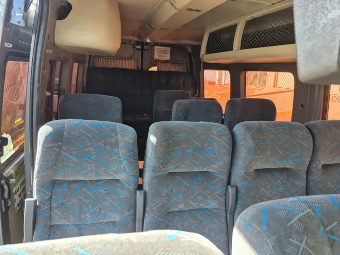 *Aluguel de van micro-ônibus e ônibus * para show Brasilia 