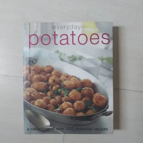 Livro Everyday Potatoes