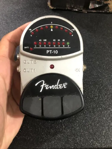 Afinador de Guitarra e Baixo Fender PT-10