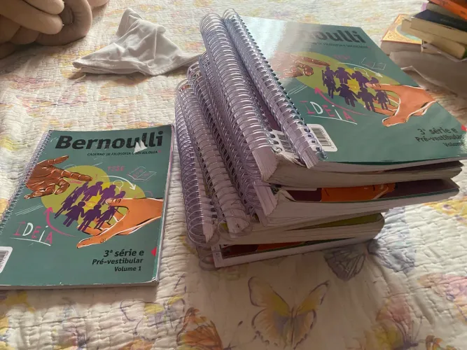 Bernoulli livros 3 ano 2025