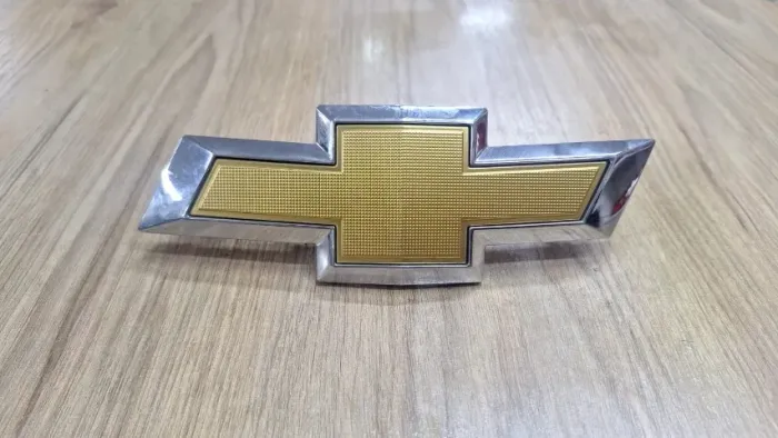 Emblema Chevrolet Prisma