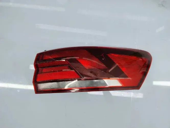 Lanterna Direito VOLKSWAGEN Polo Virtus 2018 2022   ETQ9154