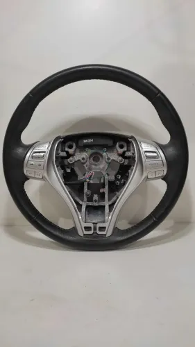 Volante  Nissan Frontier 2.3 2019  Preto