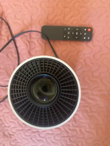 Projetor Portátil HY300
