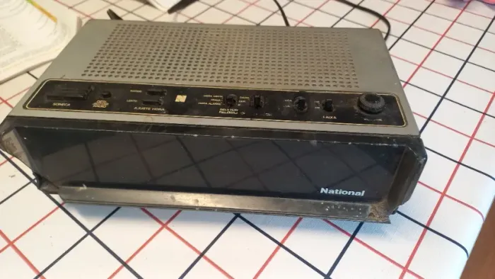 Rádio Relógio Vintage National - ainda funcional