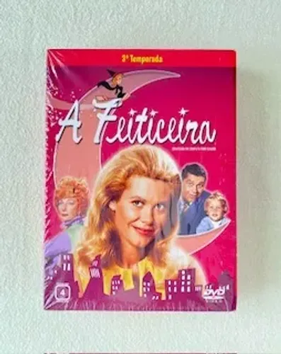 Box com 4 DVDs A Feiticeira - A Terceira Temporada Completa