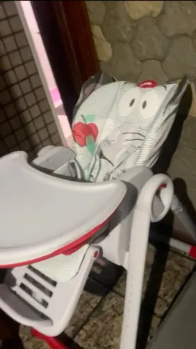 Cadeirinha de alimentação