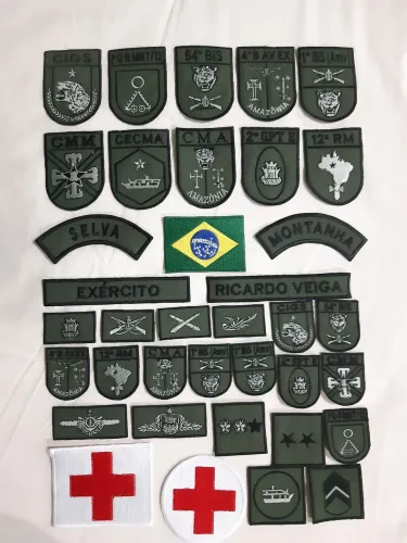 INSIGNIAS E DISTINTIVO E SUTACHES DE BAIXA VISIBILIDADE