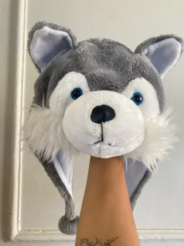 Chapéu de inverno cabeça de urso 