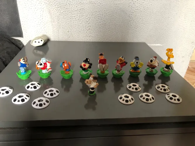 Kinder ovo Personagens de Futebol