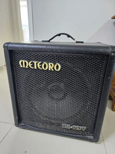 Amplificador Meteoro BX-115T