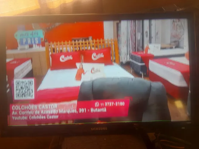 TV smart Samsung arruma ou retirar peça