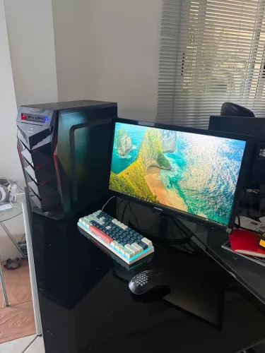 PC i3 (mouse sem fio + Teclado Mecânico + Monitor