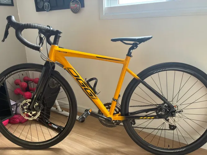 Bicicleta speed Oggi Velloce 2025 - novíssima