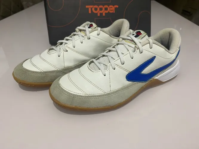 CHUTEIRA TOPPER FUTSAL / USADA APENAS 4 VEZES!!! TAM.:40