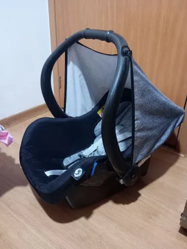 Bebê conforto Tutti Baby