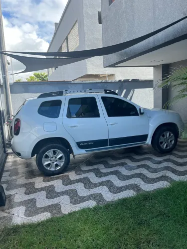 Renault Duster Dynamique 2.0 Hi-flex 16V Aut. 2016