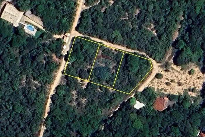Terrenos à Venda em Arraial d'Ajuda Próximo à Praia de Taípe, no PEDRA AZUL!