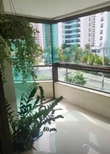 ALUGO APARTAMENTO 2/4 (DUAS SUÍTES) - 2 VAGAS - HORTO FLORESTAL